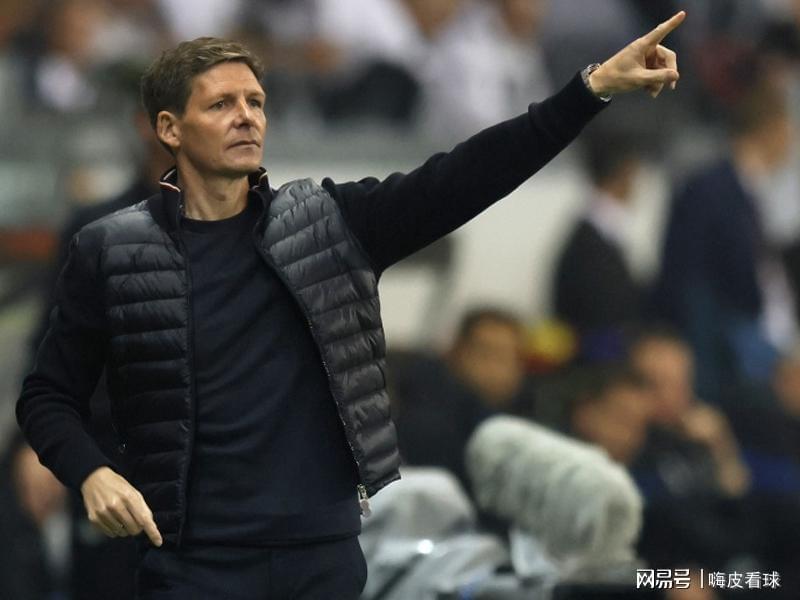 利物浦再负水晶宫，斯洛特战术引争议，克洛普杰拉德或回归