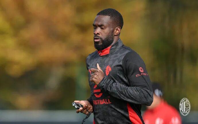 托莫里揭秘：马尔蒂尼为何亲自致电邀我加盟米兰？