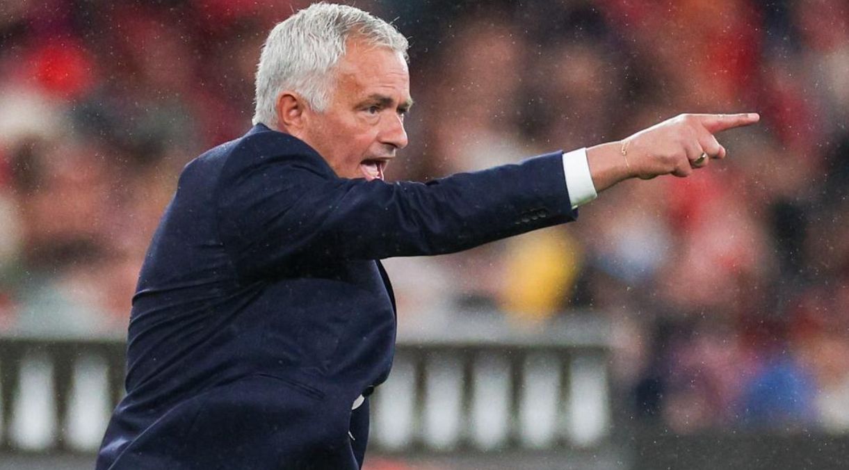 穆帅3-0横扫，切尔西4-3险胜晋级，巴黎圣日耳曼翻车利物浦惨败