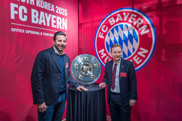 皮萨罗：拜仁三冠王可期，但13年无敌阵容更胜一筹