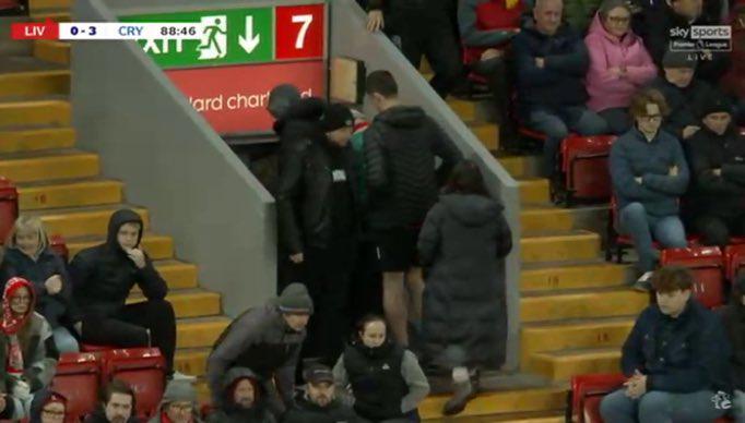 利物浦近7战1胜6负创15年最差，球迷提前离场表达失望