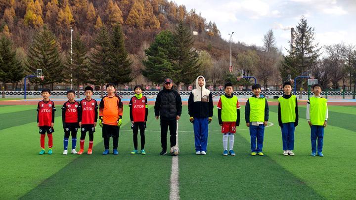 安图县女足队员比赛风采