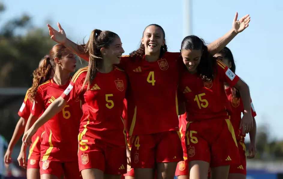 加拿大6-0横扫赞比亚