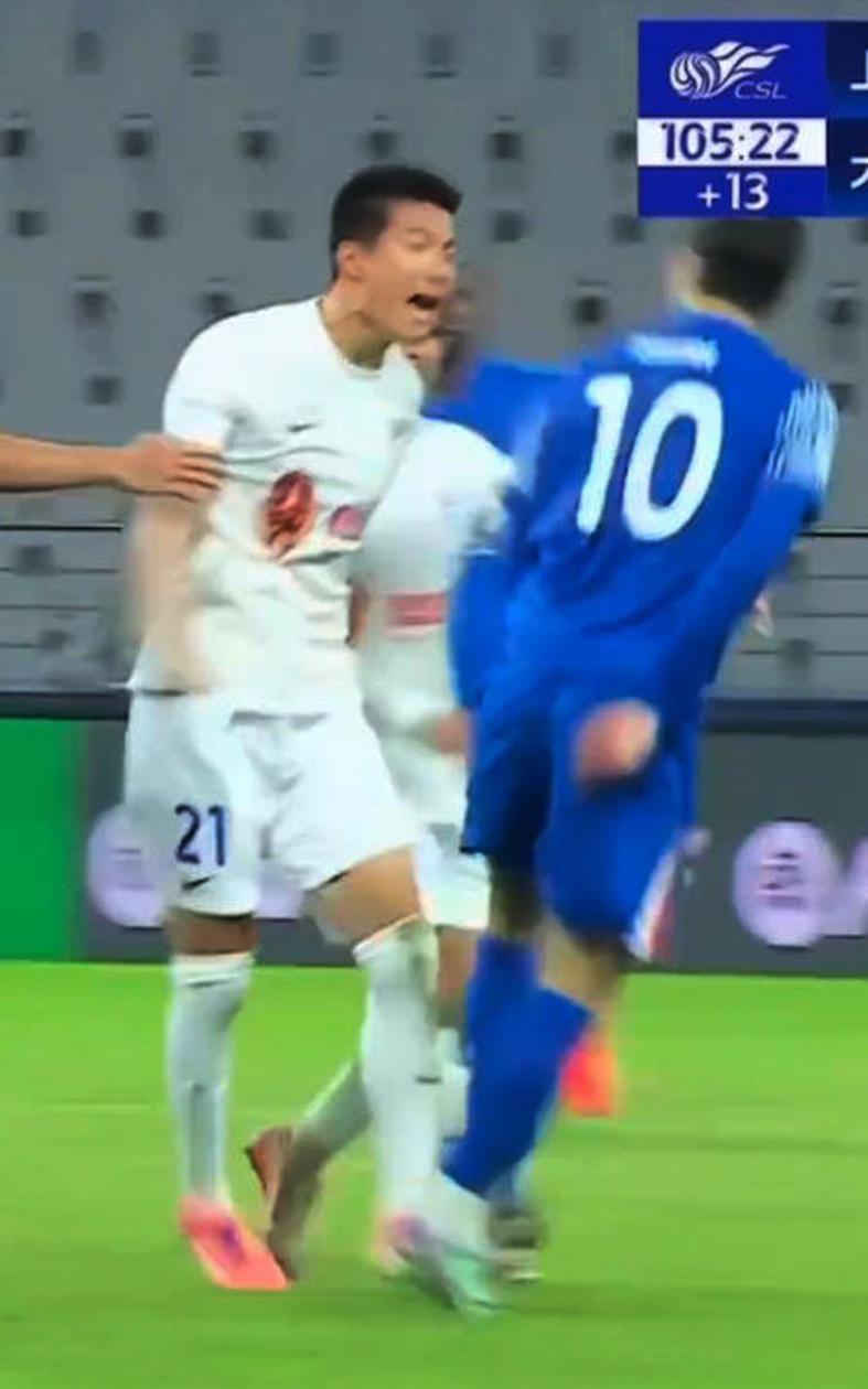 大连英博申诉全败！特谢拉吐口水争议未解，足协评议引热议