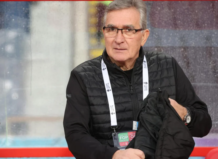 被国足伤透心？伊万科维奇宣布退休，被骂骗子，如今结束教练生涯