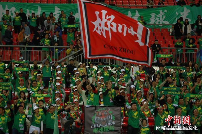 湘超联赛激活消费新动能 赛事经济规模预计突破200亿