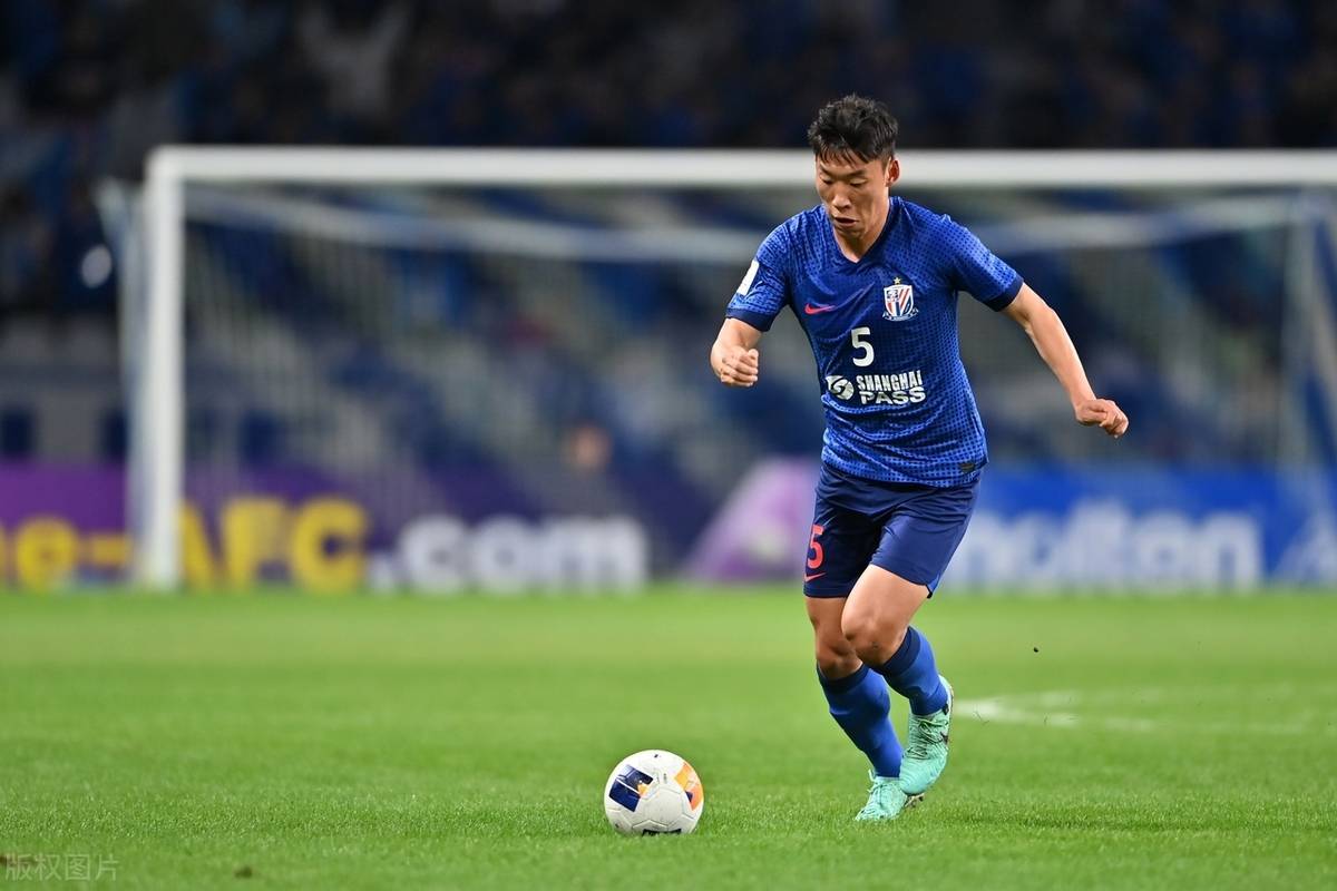 中超25赛季最辛苦本土球员TOP10：吴曦第六，浙江队三人进前五