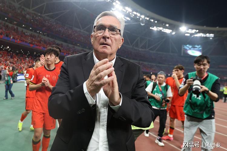国足执教胜率28%！伊万回应质疑：战术无问题，实力是硬伤