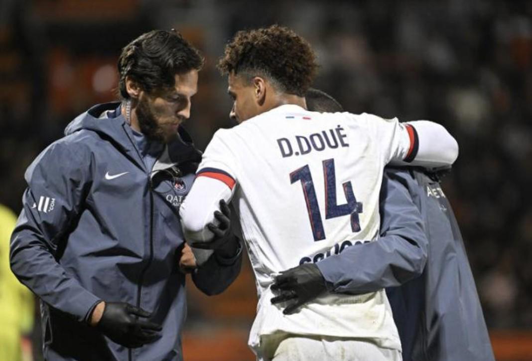 队报深度分析：杜埃右大腿伤病与旧伤无关，疲劳或为诱因