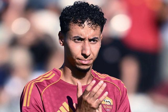 摩洛哥成功归化埃因霍温后卫萨拉赫-埃丁，球员曾代表荷兰多级梯队出战