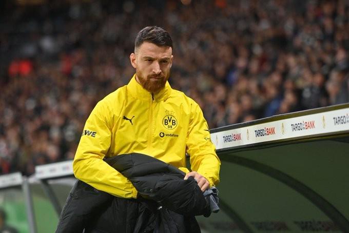 德天空：厄兹詹或冬窗离队，多特收到合适报价将放行