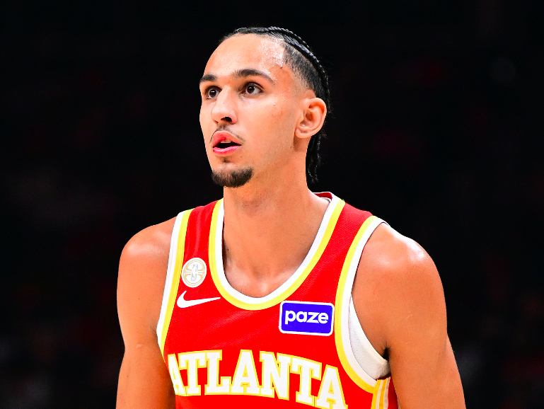 老鹰队正式执行里萨谢2026-27赛季球队选项，锁定状元新星未来