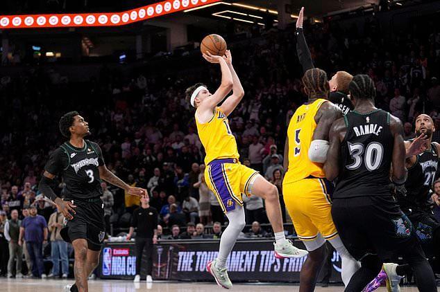 里夫斯压哨绝杀森林狼！湖人残阵逆袭，28+16数据彰显巨星潜质