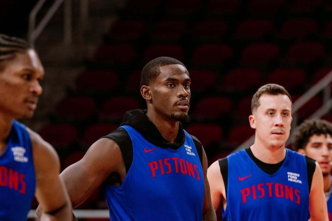 康宁汉姆30+10+6+3+3创历史！东部控卫新标杆，罚球成短板待提升