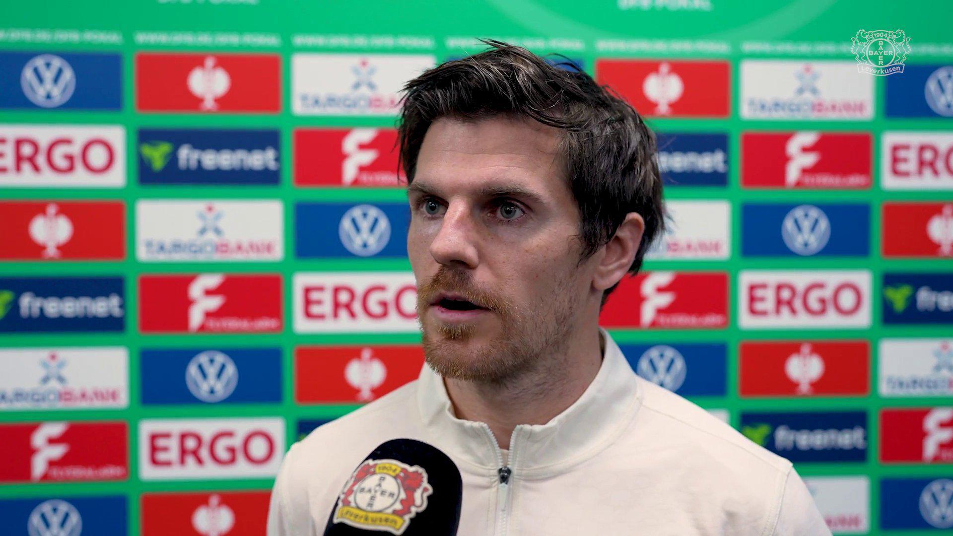 霍夫曼：勒沃库森迎战拜仁需全面提升，赛程密集恢复成关键