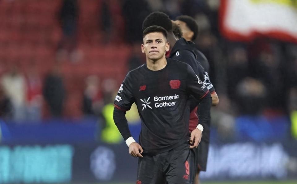 曼城新星外租勒沃库森遇冷，冬窗或提前召回转投新东家