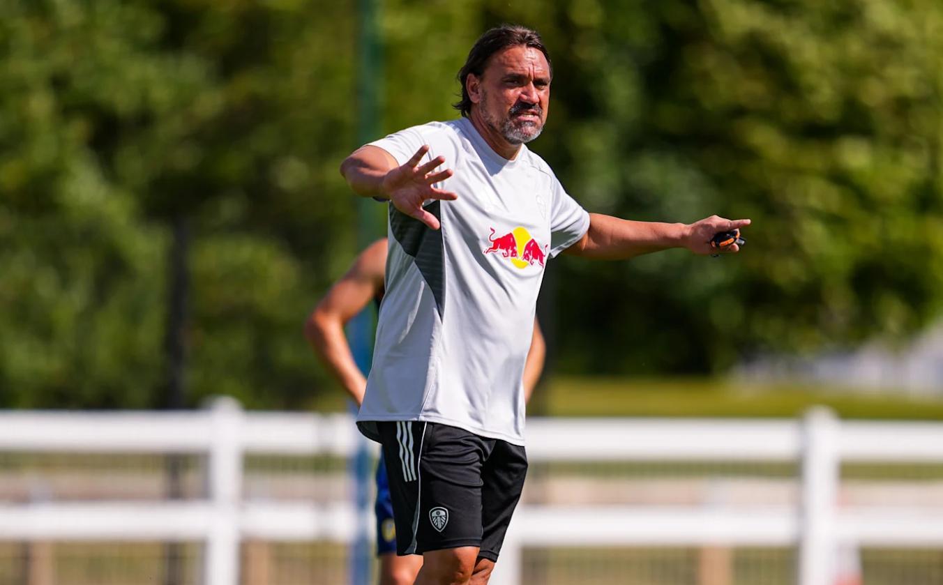 利兹联主帅法尔克：全员健康出战，贾斯汀或成英超新星