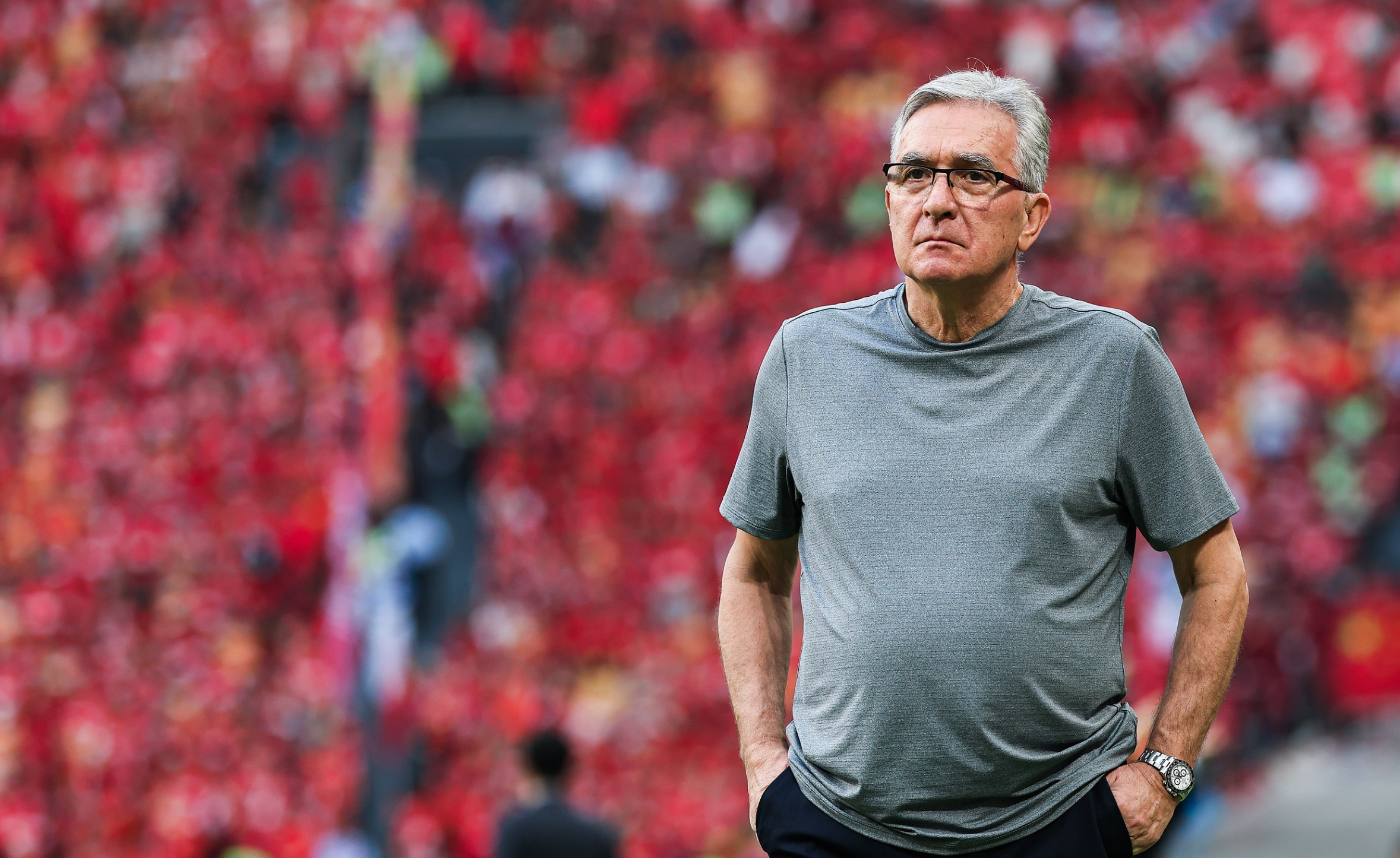 71岁国足前主帅伊万科维奇正式退休，单后腰战术引争议