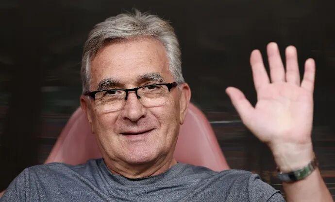 71岁伊万科维奇正式退休 42年执教生涯以国足为终点