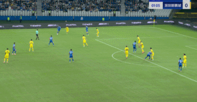 中超第29轮：申花1-0力克新鹏城，路易斯头球制胜保留争冠希望