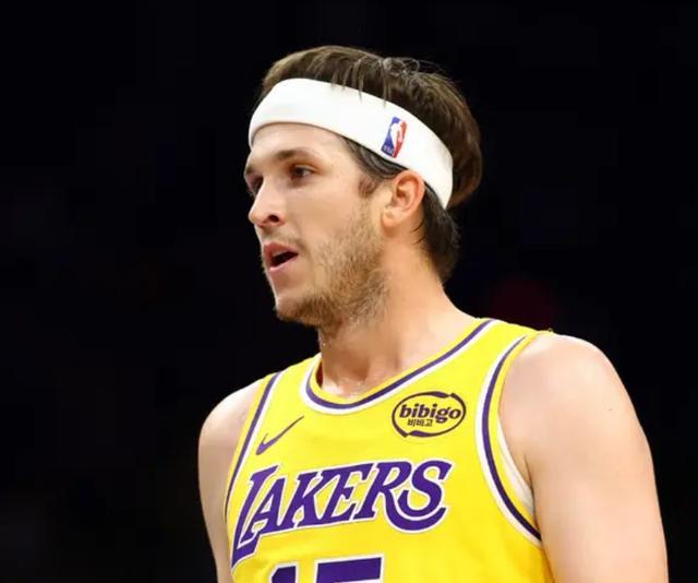 NBA最新动态：里夫斯年薪或超3000万，市场价值引热议