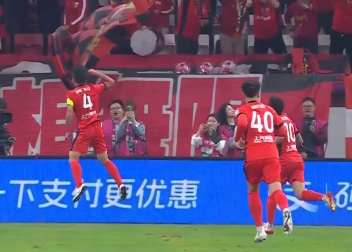 11月22日终极对决！中超末轮海港申花争冠，蓉城出局