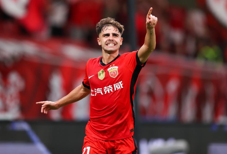 上海海港3-0浙江队比赛现场