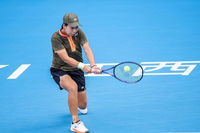 2025WTA江西公开赛：白卓璇止步女单八强，萨尔科娃首进四强