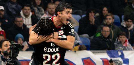 世体曝巴萨引援新目标：帕尼切利或成莱万低成本替代者