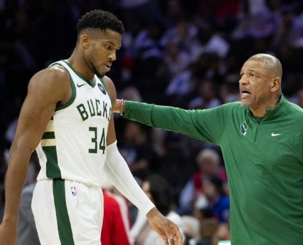 字母哥突发缺席对阵勇士，里弗斯赛前应对手忙脚乱