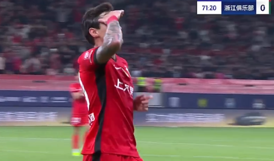 维塔尔世界波建功！上海海港3-0浙江队，三连冠在望