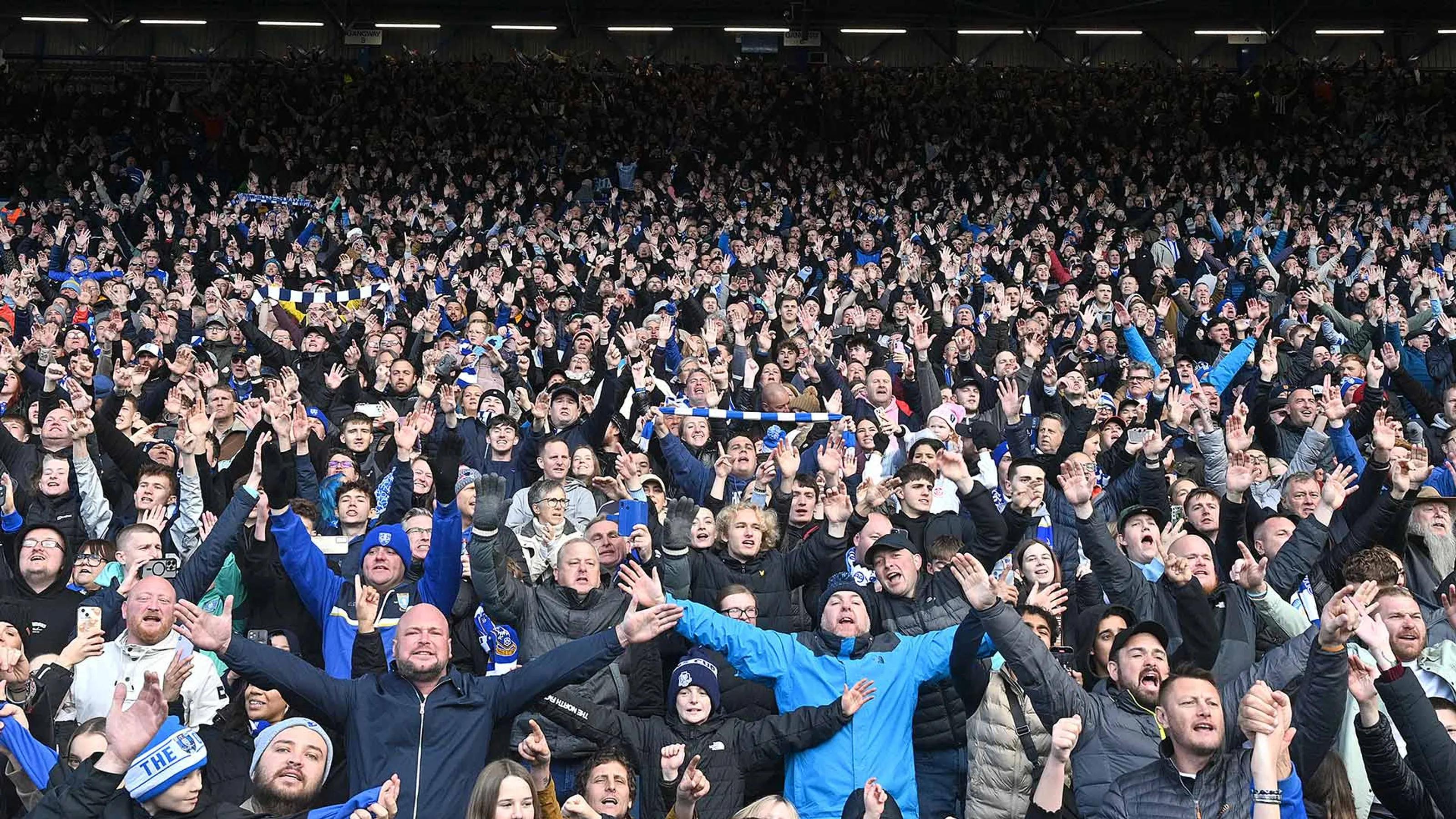 谢周三俱乐部提前一天足额发放员工与球员工资