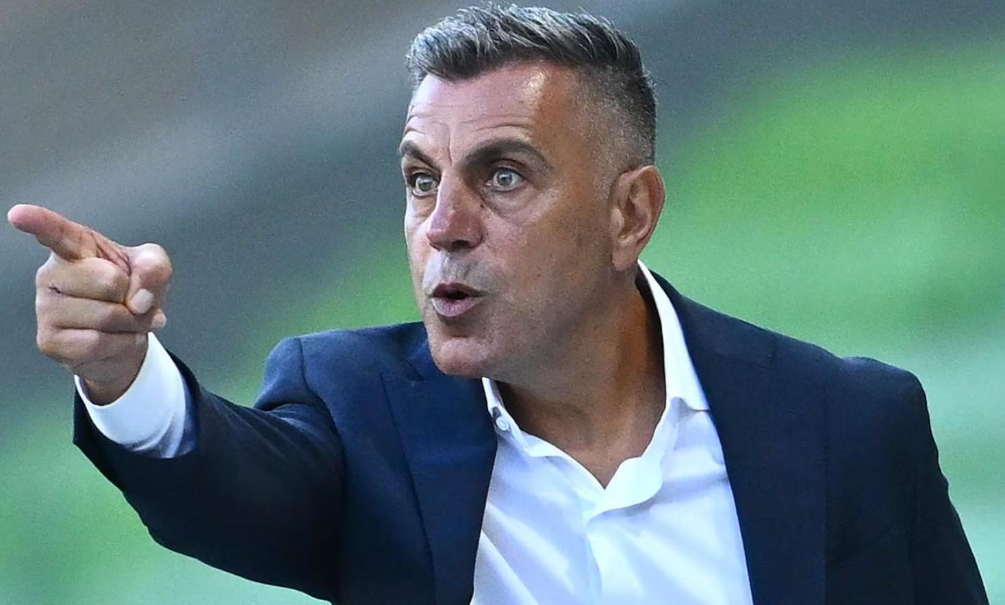 记者：澳超珀斯光荣队有意聘请海港助教阿洛伊西担任主帅