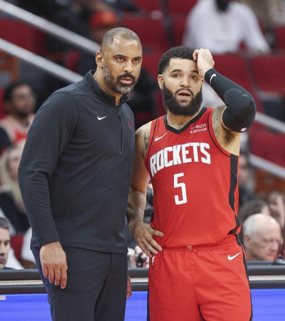 火箭变阵显成效！2场狂胜46分，首发五虎火力全开