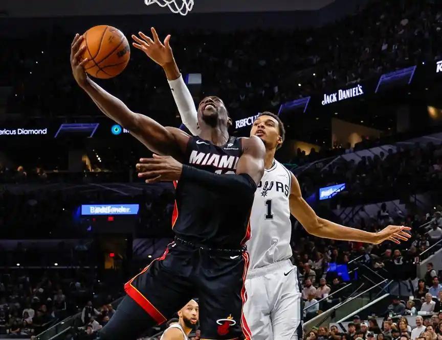 文班亚马强势崛起：MVP与DPOY双料荣誉近在咫尺