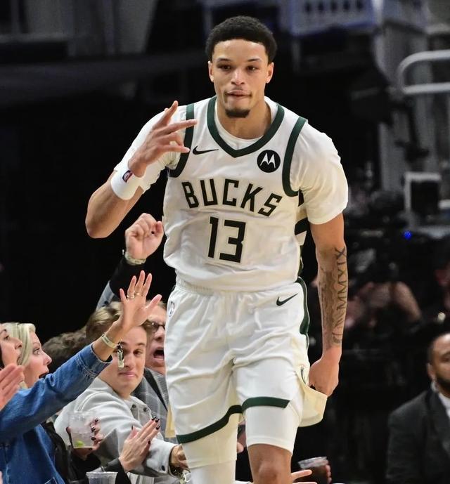 NBA逆袭传奇：二轮秀罗林斯暴打老东家勇士，生涯新高32分