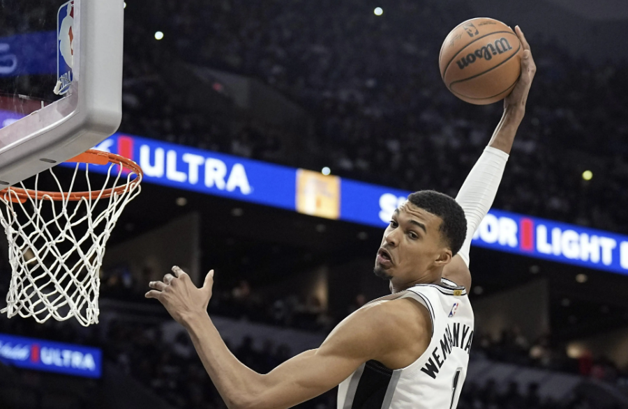 马刺雷霆开季11连胜在望！勇士湖人成破不败神话关键