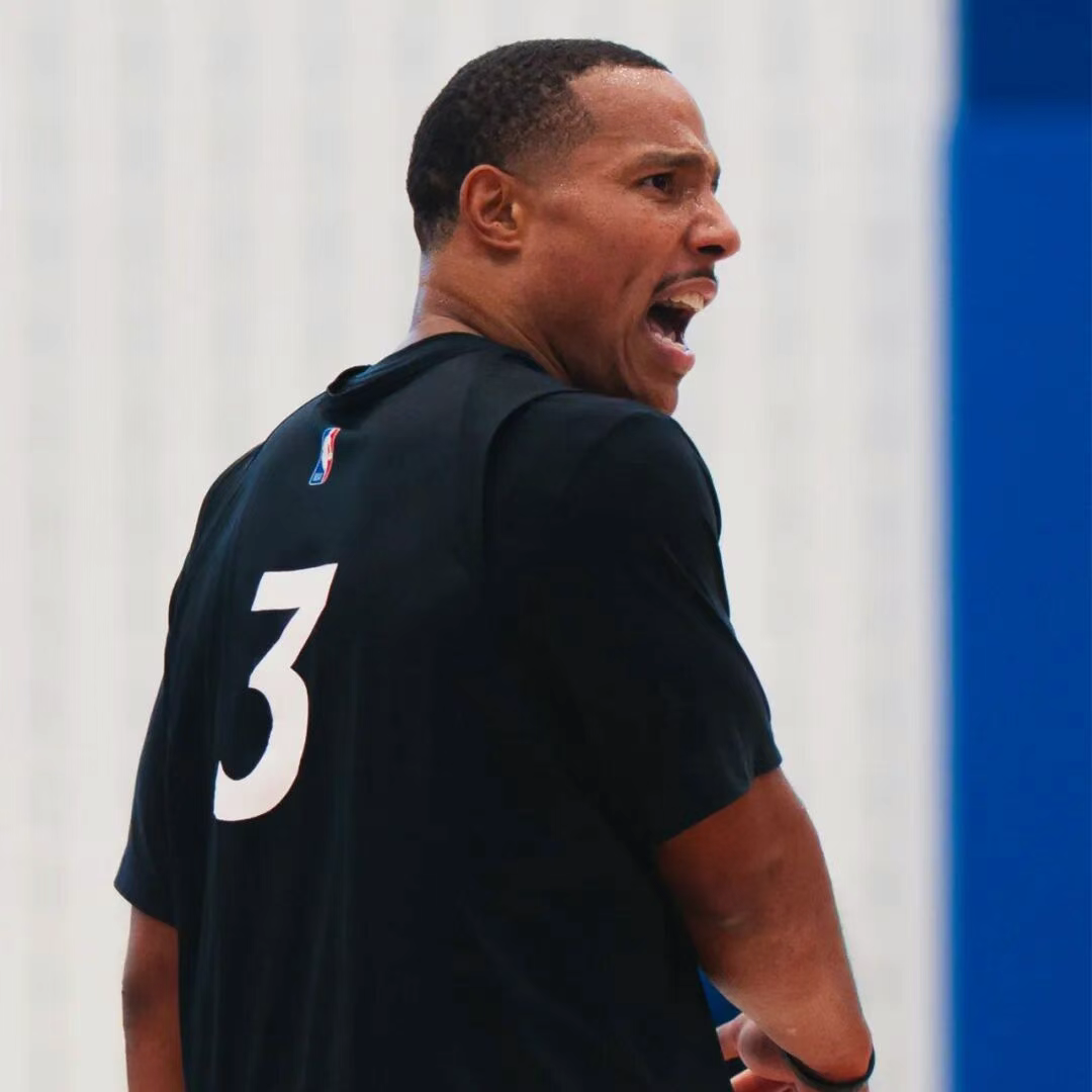 魔术队重磅引援成笑柄！贝恩37中8+正负值-49，4首轮换来铁匠