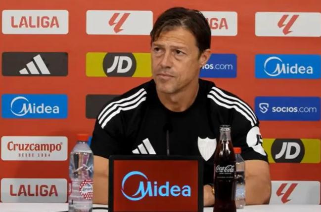 塞维利亚主帅：密集赛程无碍备战，击败巴萨彰显硬实力