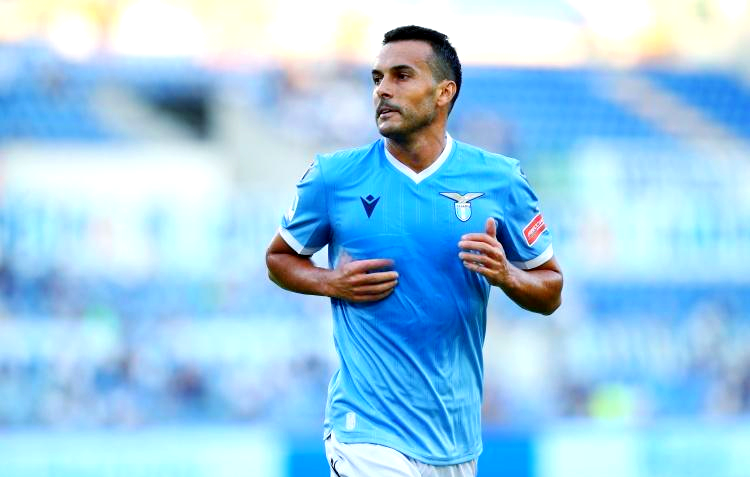 38岁佩德罗确认赛季后离队 足坛传奇即将告别绿茵场