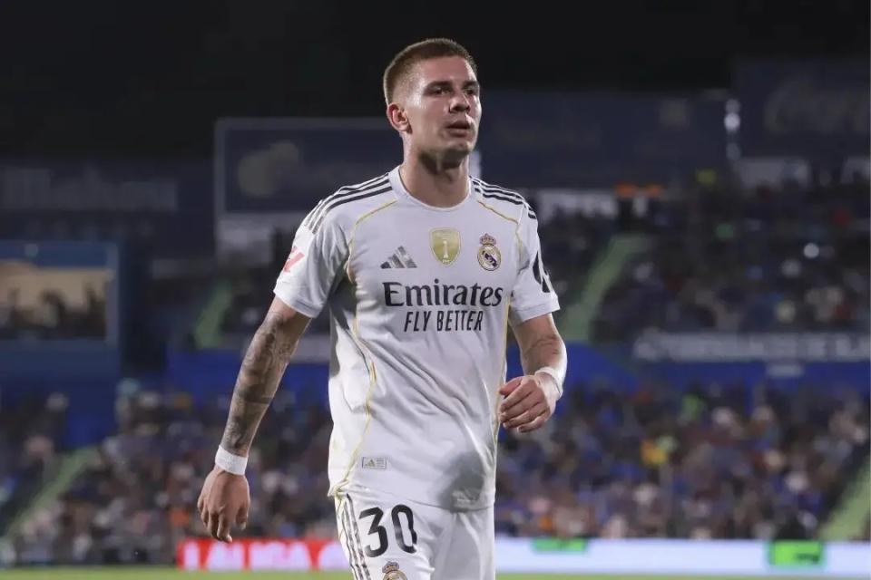 皇马新星马斯坦托诺沦为替补 贝林厄姆卡马文加强势回归