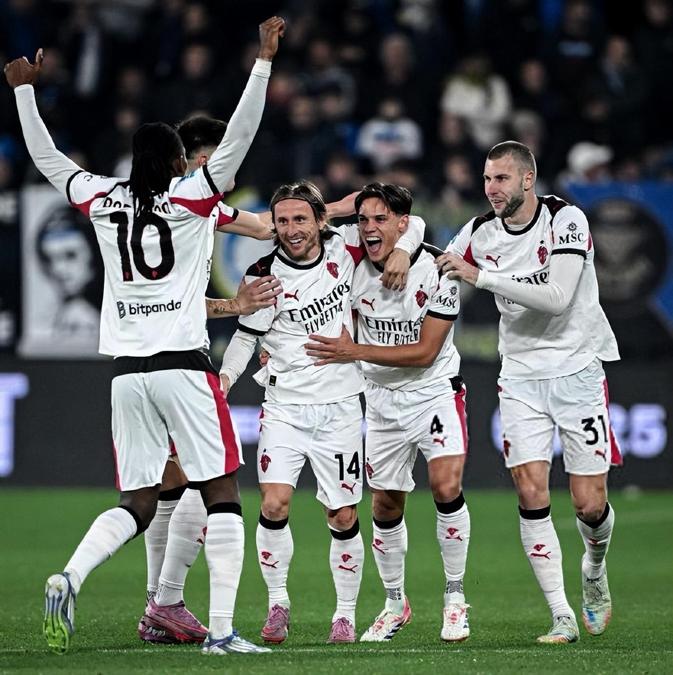 AC米兰1-1亚特兰大：迈尼昂神扑难掩问题，莱奥伤退引担忧