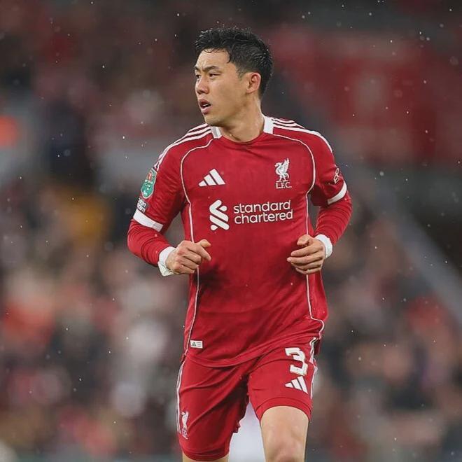 远藤航表现引英媒质疑：替补后腰资格遭否定