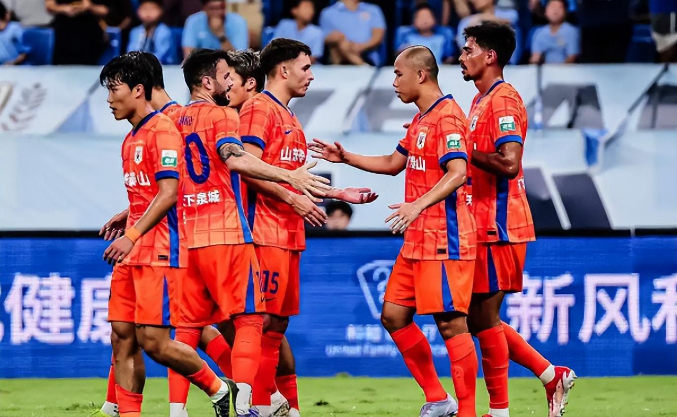 山东泰山中超收官战迎战天津津门虎，唐田临时执教争排名