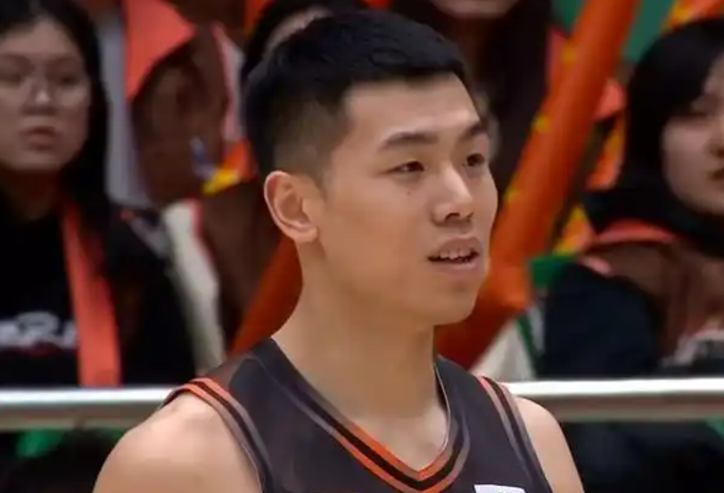 山东男篮新赛季阵容确定，三外援就位冲击季后赛八强