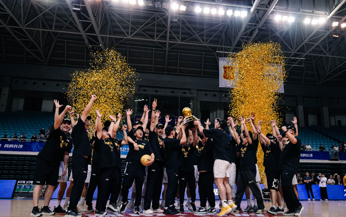 香港金牛队再战京城双雄 CBA扩军或迎新势力