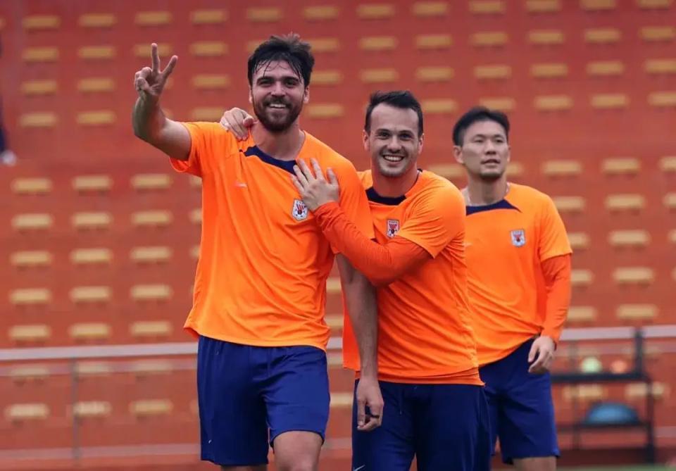 泽卡破124天球荒！2025赛季造19球创生涯新高，谢文能助攻并列助攻榜