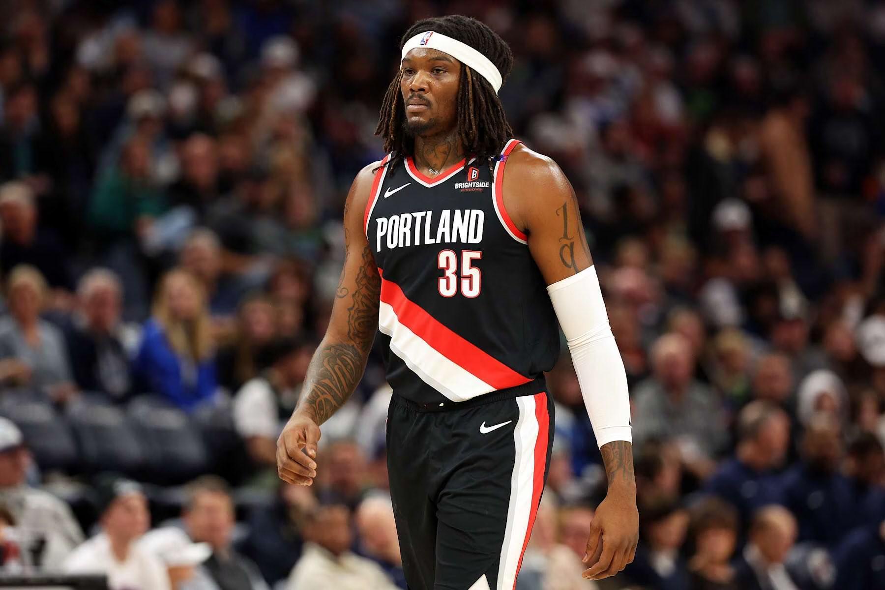 NBA杯复出首战高效！罗威11分钟4分4板1助1帽惊艳亮相