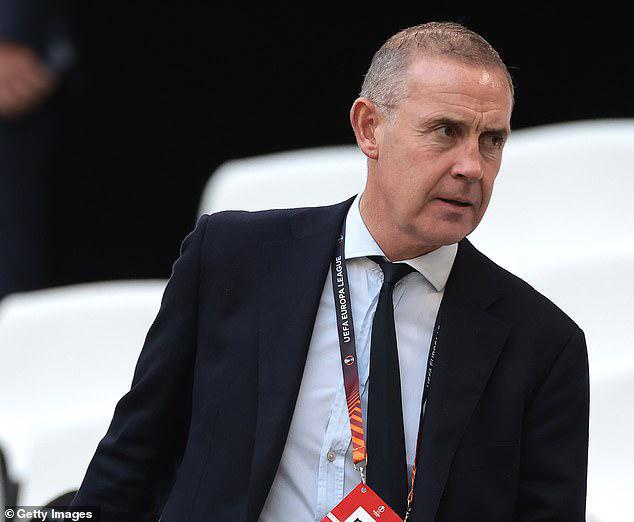 伯利再展挖角本领：前布莱顿技术总监威尔加盟斯特拉斯堡