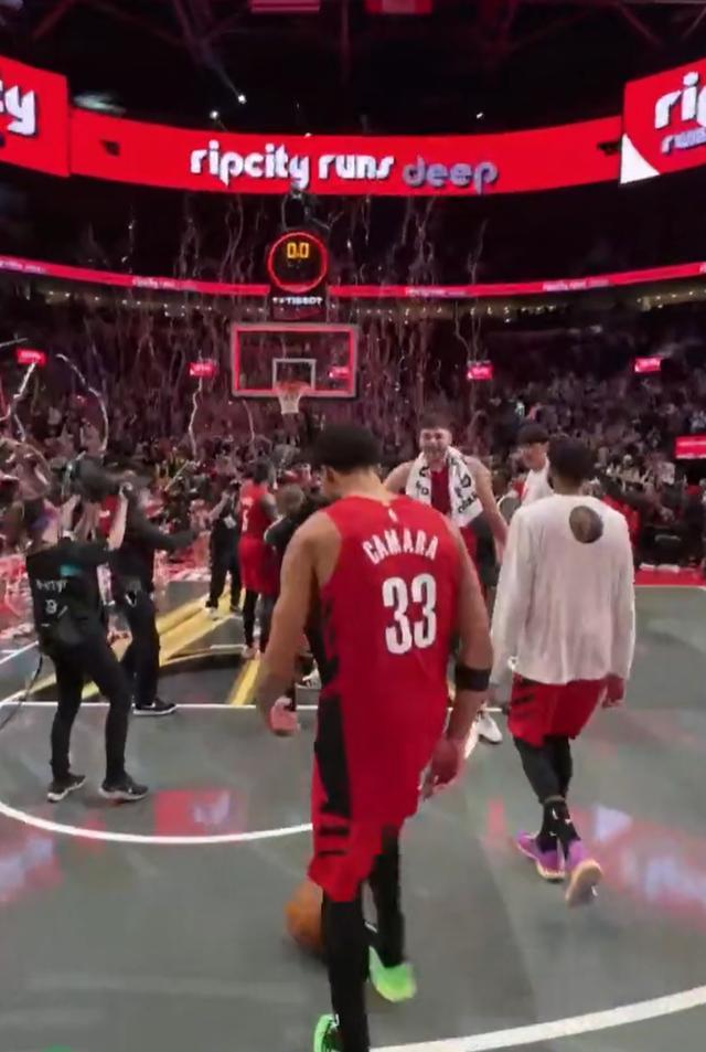 杨瀚森NBA首遭DNP！罗威复出挤占其出场时间